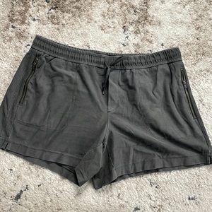 Athleta Farrallon shorts